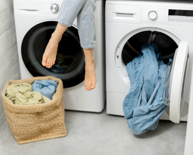 How to Clean a Dryer Using Natural Products